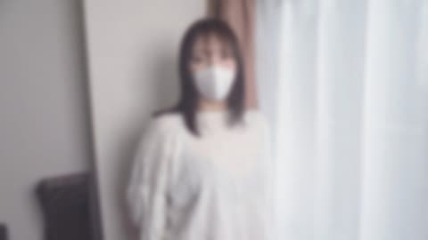 [Uncensored, Completely Amateur] A beautiful, lewd wife who loves cooking and making bento boxes makes her debut! The old man becomes completely aroused upon seeing her sexy, voluptuous body! Her vagina, which has undergone childbirth, is violently penetrated by a huge penis, bringing her to orgasm! FC2-PPV-4696679